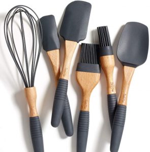 baking utensil set, Calling Tennessee Home, best kitchen gifts for bakers