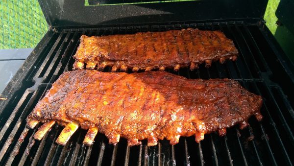 Balsamic Glazed Barbecue Ribs, Calling Tennessee Home , BBQ Ribs, Recipe, SMoked RIbs, Grilled RIbs, Balsamic BBQ Ribs, Balsamic Glaze for Ribs, Balsamic BBQ Sauce, Rib Sauce, Spicy Sweet BBQ Sauce, Balsamic Vinegar Glazed Ribs, Sticky Balsamic Barbecue Ribs